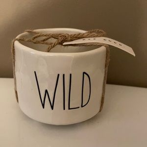 Rae Dunn - WILD - pot